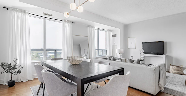 RG1-1 Clairtrell Road, Toronto, ON, M2N 7H6 - 5