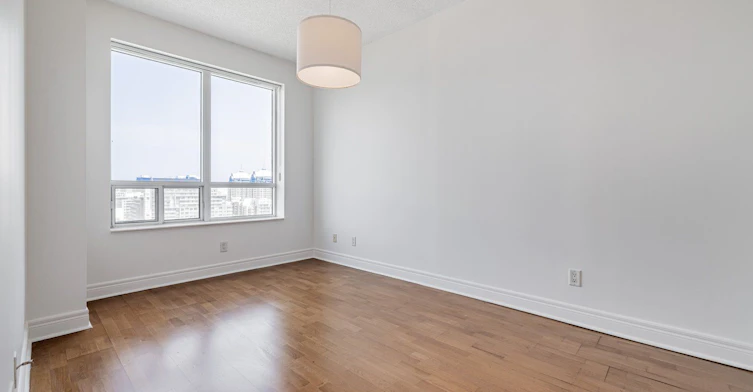 RG1-1 Clairtrell Road, Toronto, ON, M2N 7H6 - 13