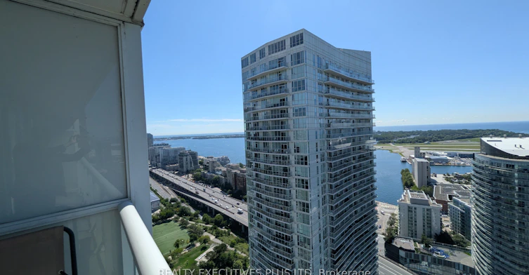4002-85 Queens Wharf Road, Toronto, ON, M5V 0J9 - 3
