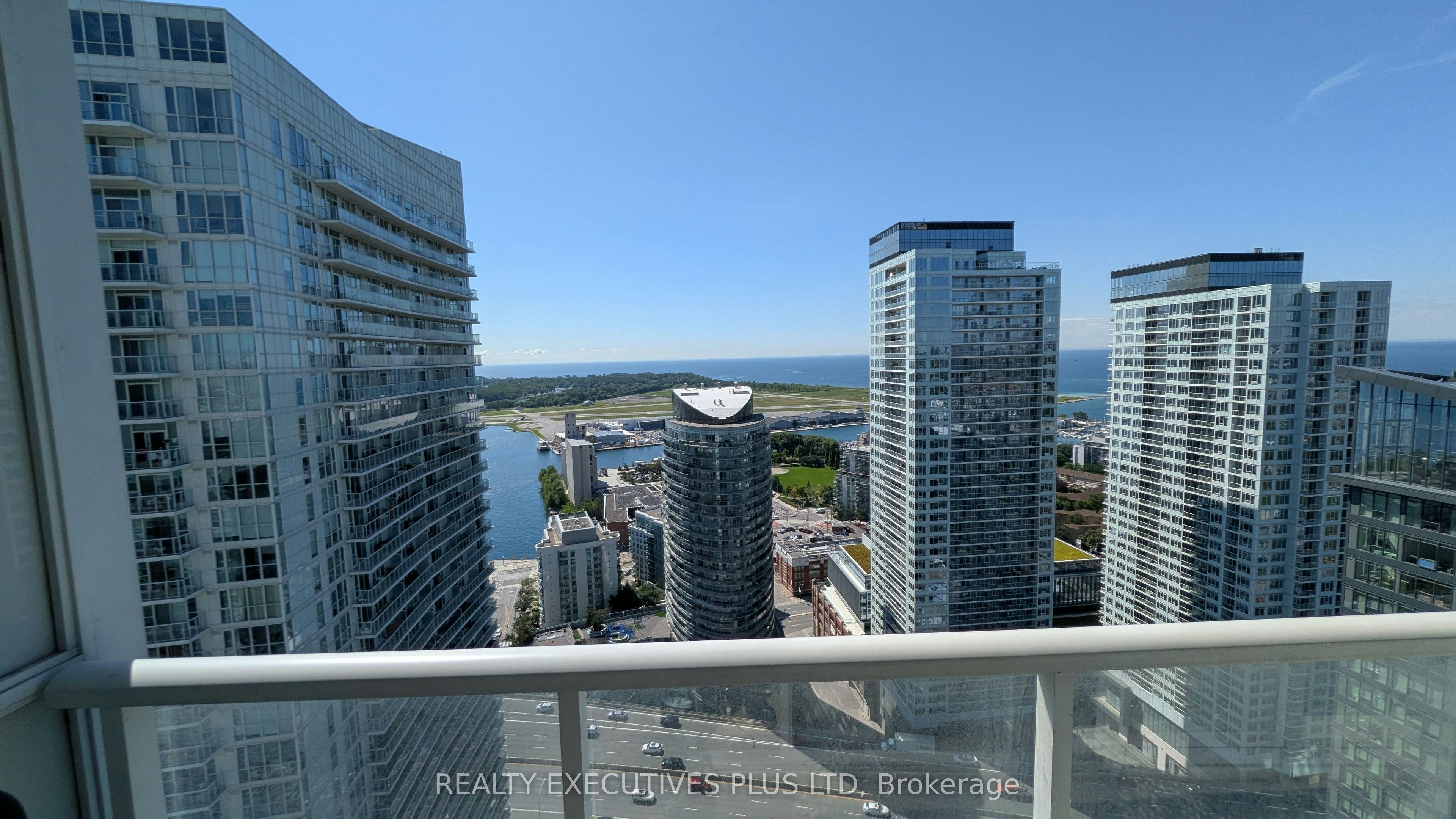 4002-85 Queens Wharf Road, Toronto, ON, M5V 0J9 - 2