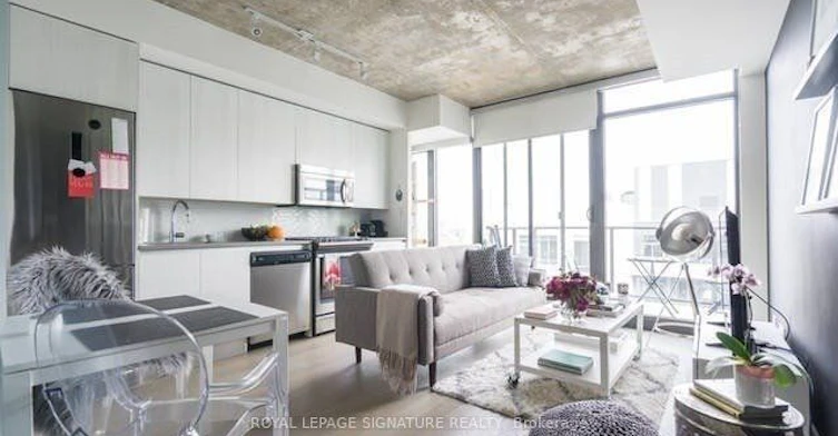 1612-111 Bathurst Street, Toronto, ON, M5V 2R1 - 13