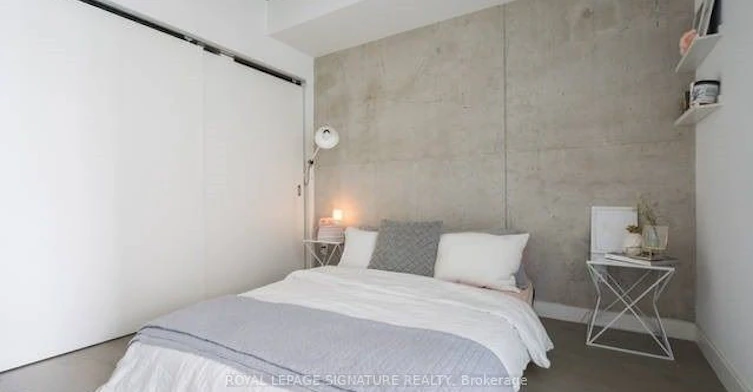 1612-111 Bathurst Street, Toronto, ON, M5V 2R1 - 12