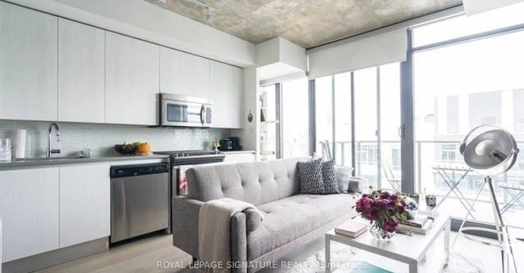 1612-111 Bathurst Street, Toronto, ON, M5V 2R1 - 14