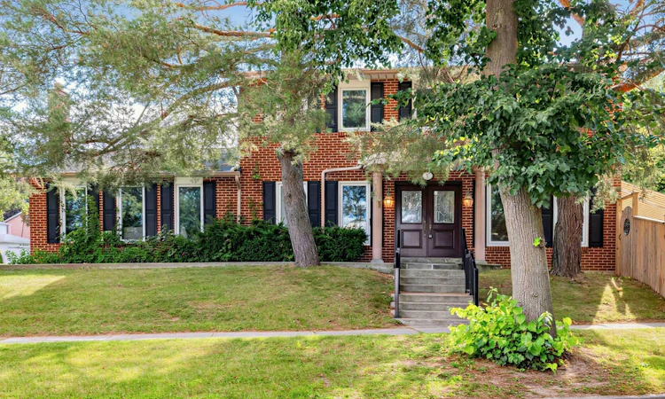 1 Ames Circle
