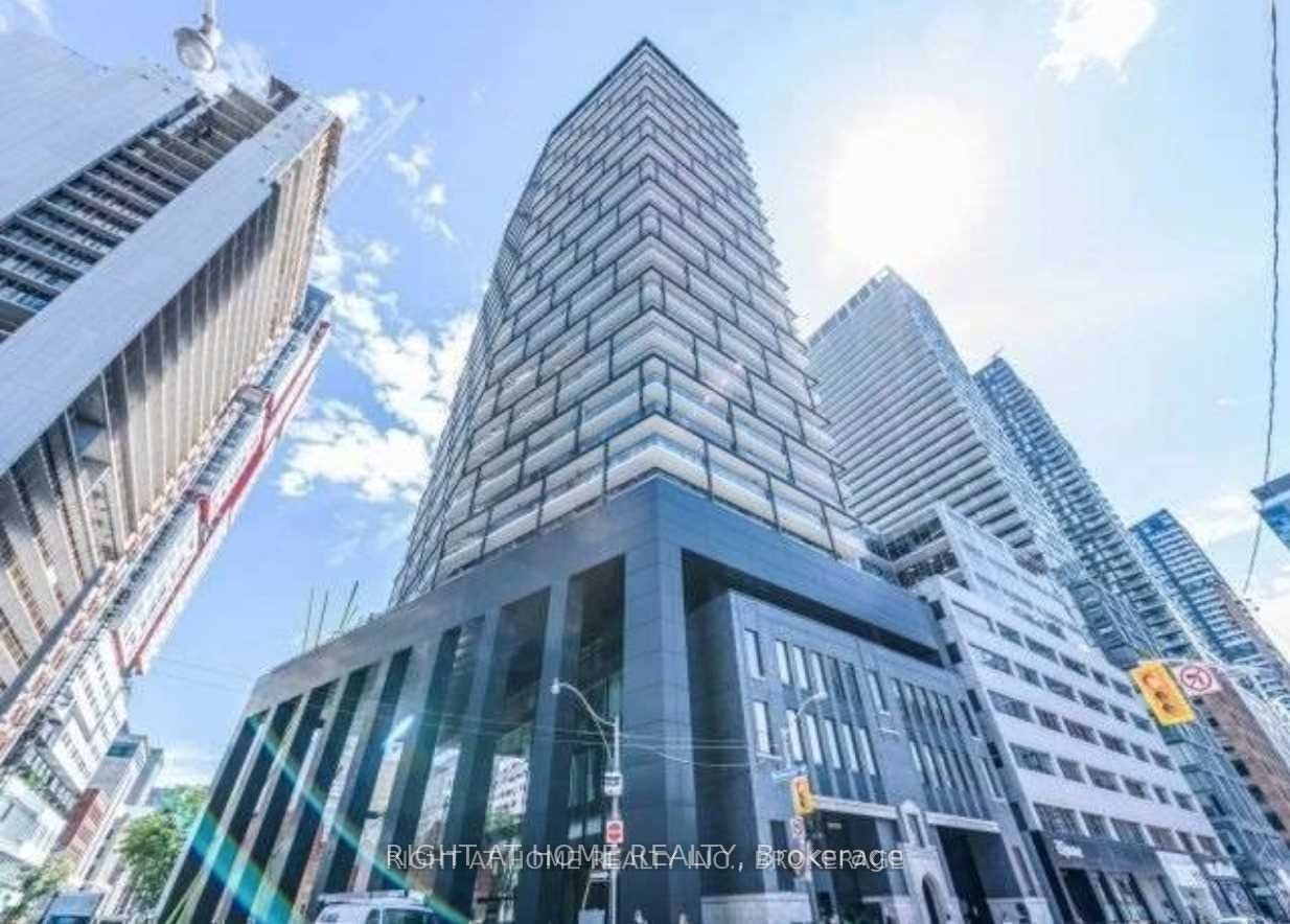 504-125 Peter Street, Toronto, ON, M5V 0M2