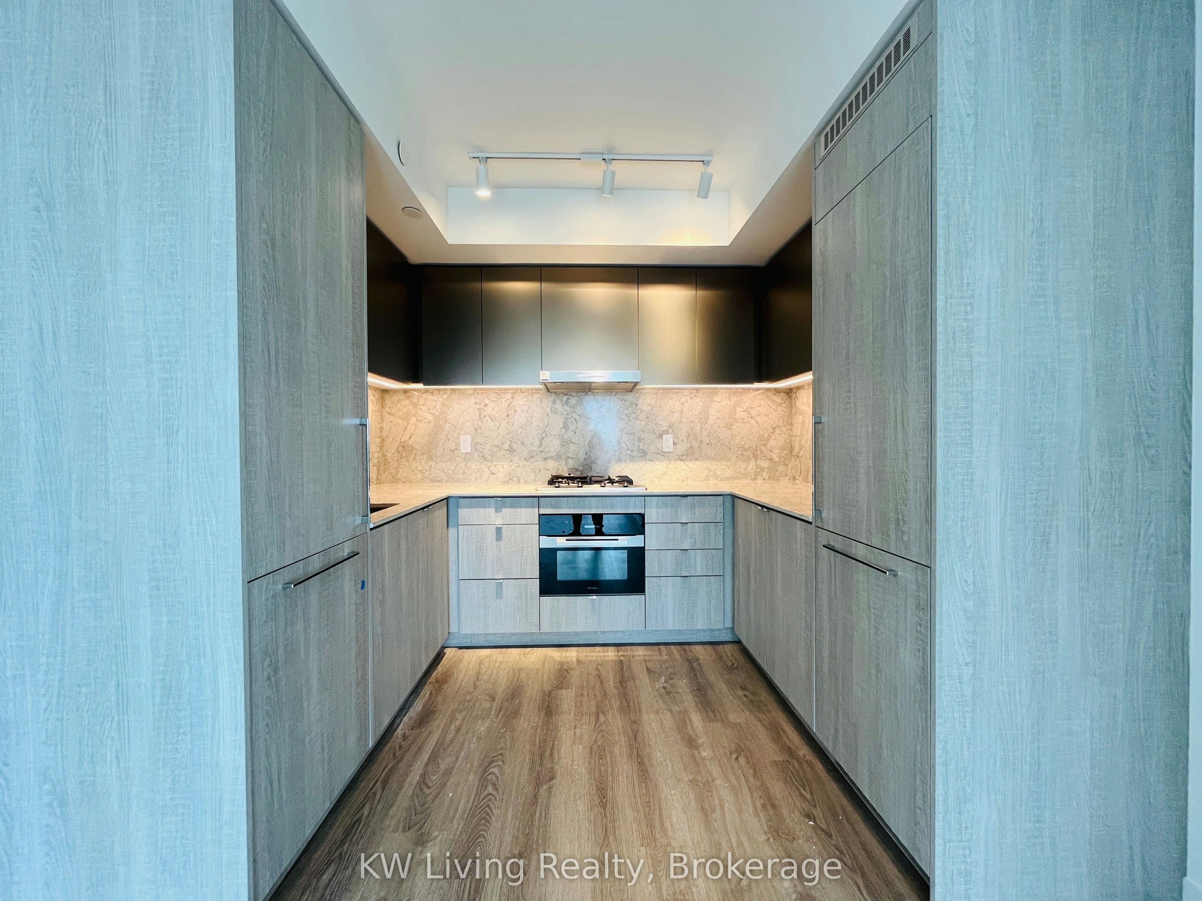 2506-771 Yonge Street, Toronto, ON, M4W 0B8 - 10
