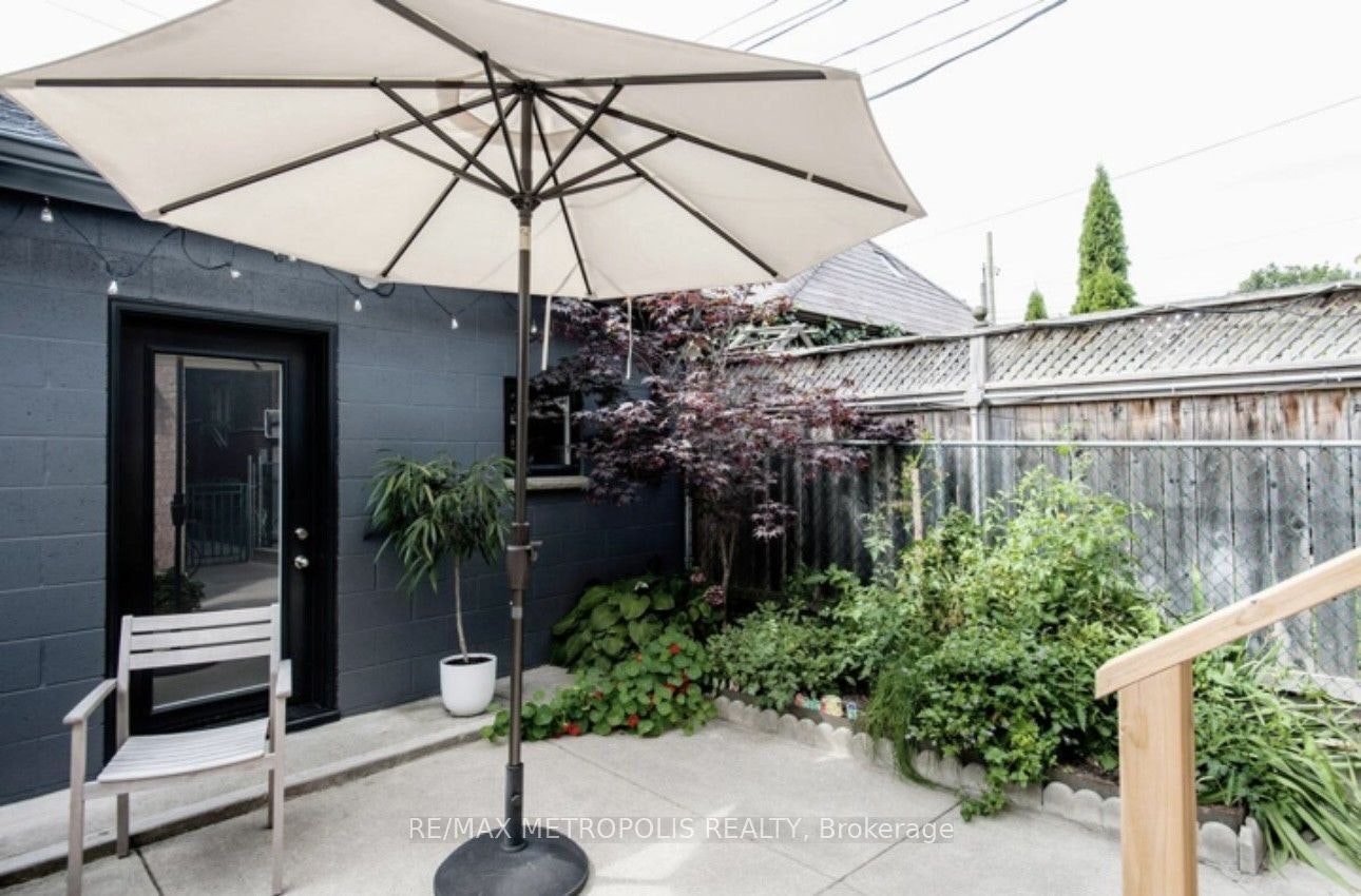Main Floor-72 Grace Street, Toronto, ON, M6J 2S2 - 16