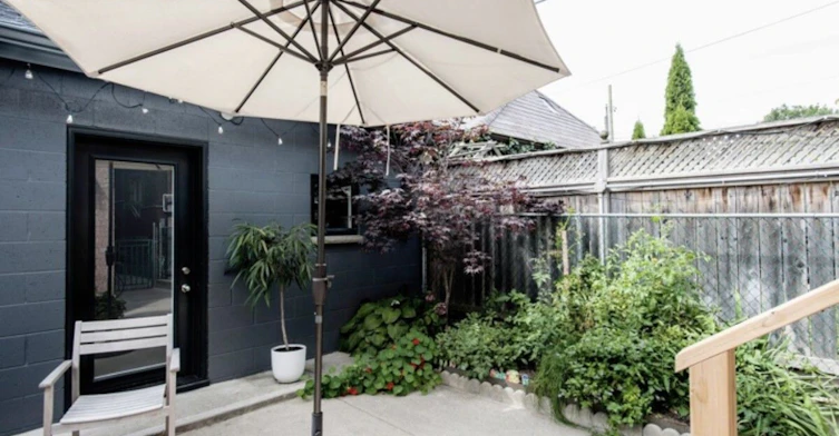 Main Floor-72 Grace Street, Toronto, ON, M6J 2S2 - 16