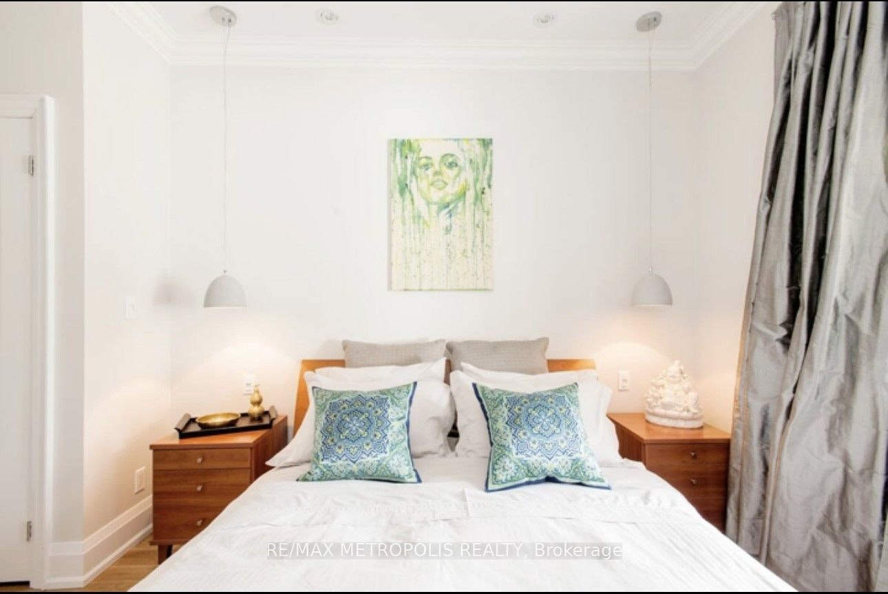 Main Floor-72 Grace Street, Toronto, ON, M6J 2S2 - 5