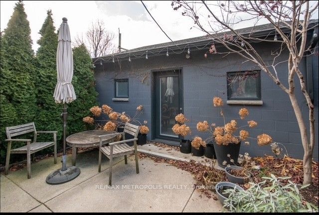 Main Floor-72 Grace Street, Toronto, ON, M6J 2S2 - 12