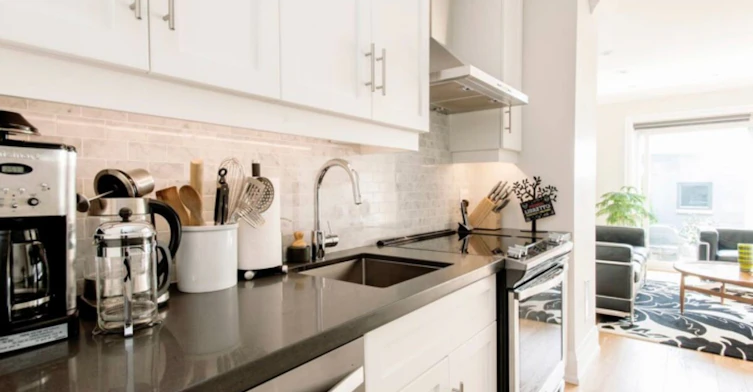Main Floor-72 Grace Street, Toronto, ON, M6J 2S2 - 11