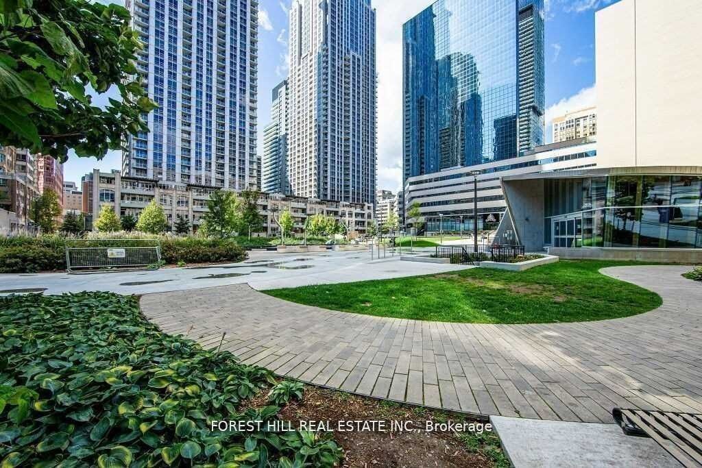 1615-386 Yonge Street, Toronto, ON, M5B 0A5 - 3