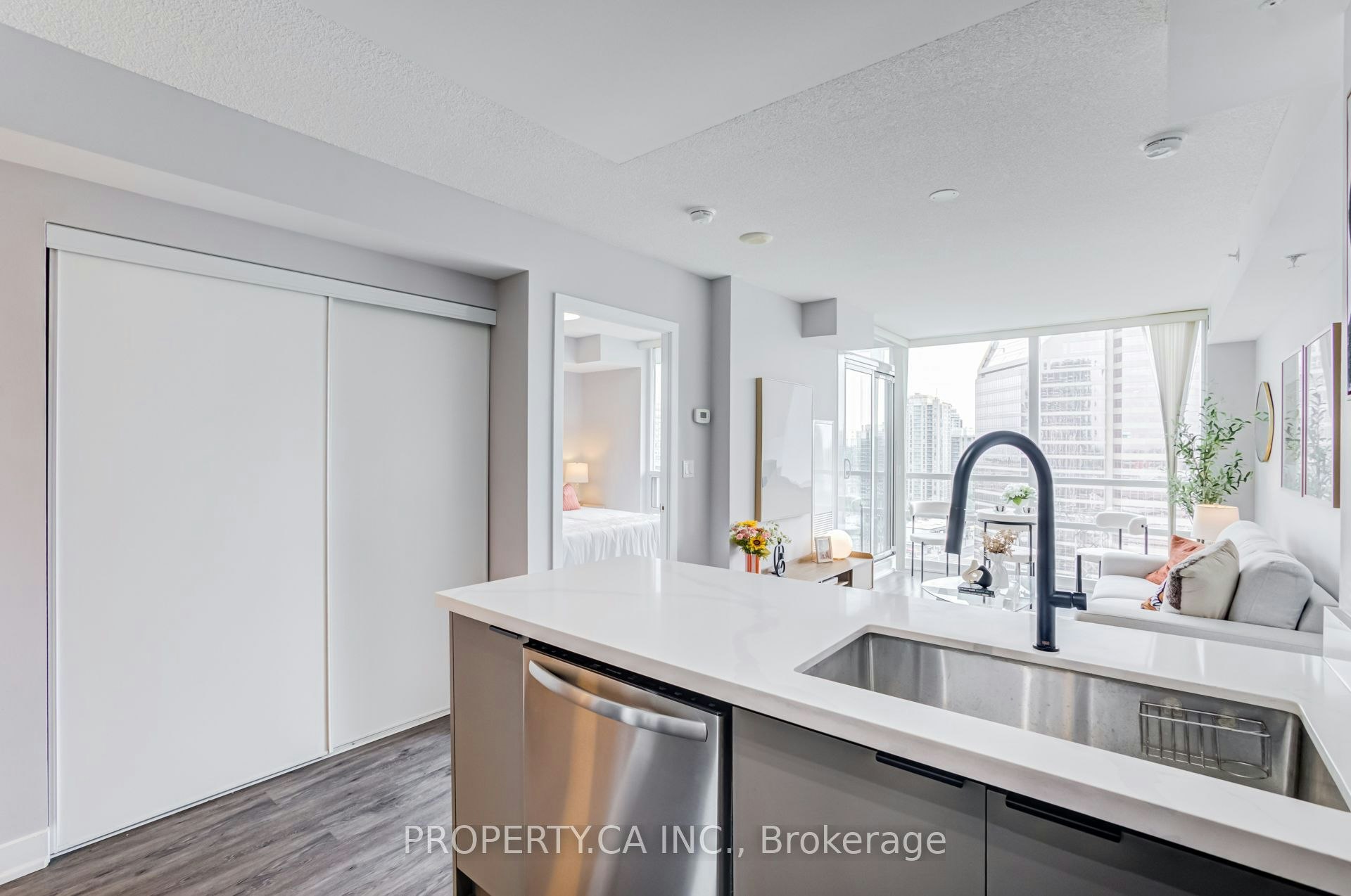 1701-5740 Yonge Street, Toronto, ON, M2M 0B1 - 7