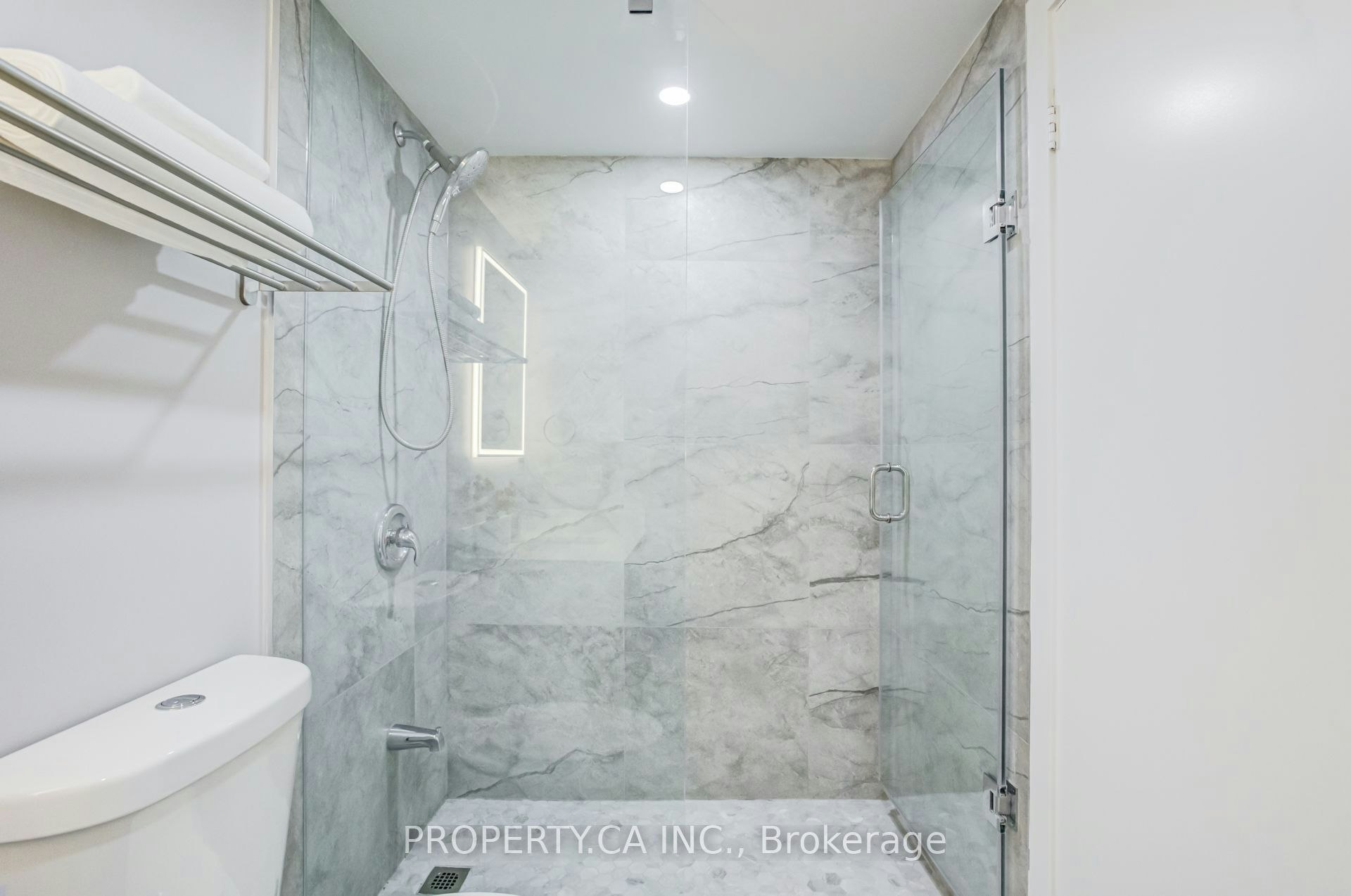 1701-5740 Yonge Street, Toronto, ON, M2M 0B1 - 14