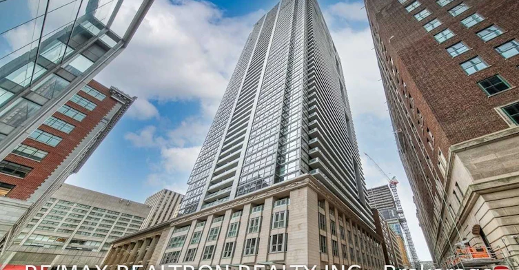 5309-70 Temperance Street, Toronto, ON, M5H 4E8