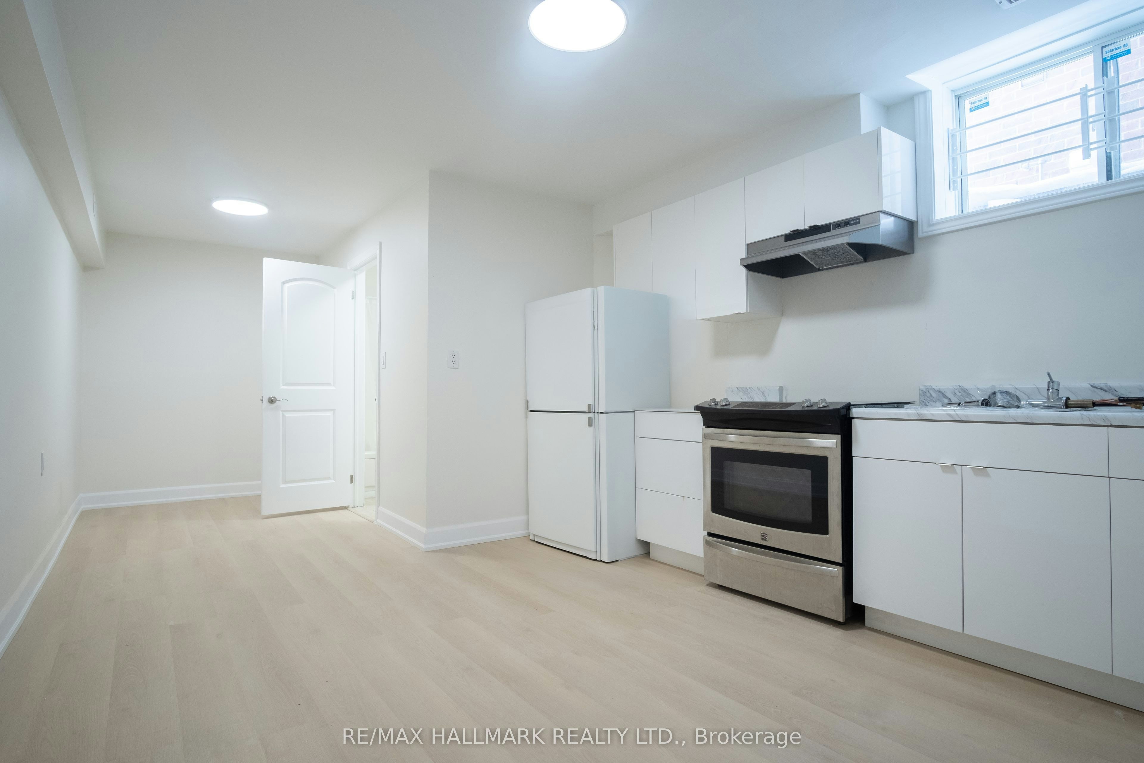 Basement 1-118 Fairholme Avenue, Toronto, ON, M6B 2W9