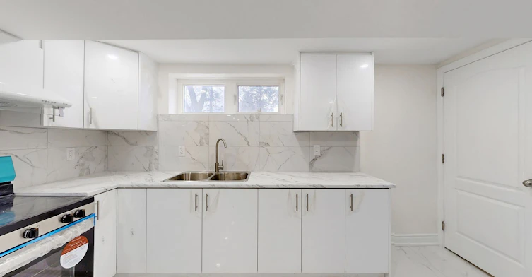 6 Deering Crescent, Toronto, ON, M2M 2A3 - 5