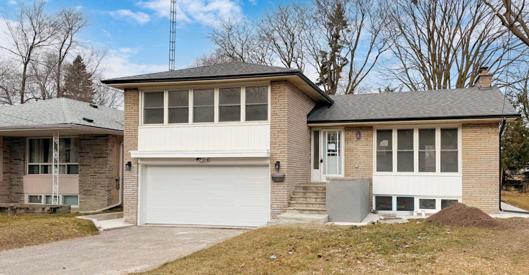 6 Deering Crescent, Toronto, ON, M2M 2A3