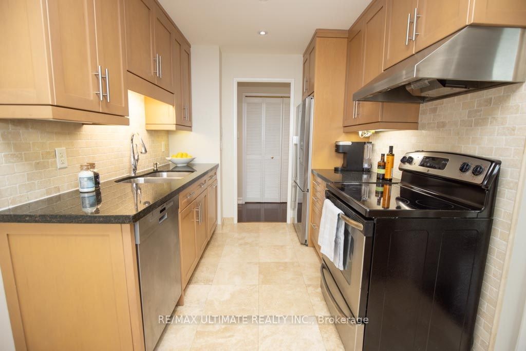 2504-75 Wynford Heights Crescent, Toronto, ON, M3C 3H9 - 13