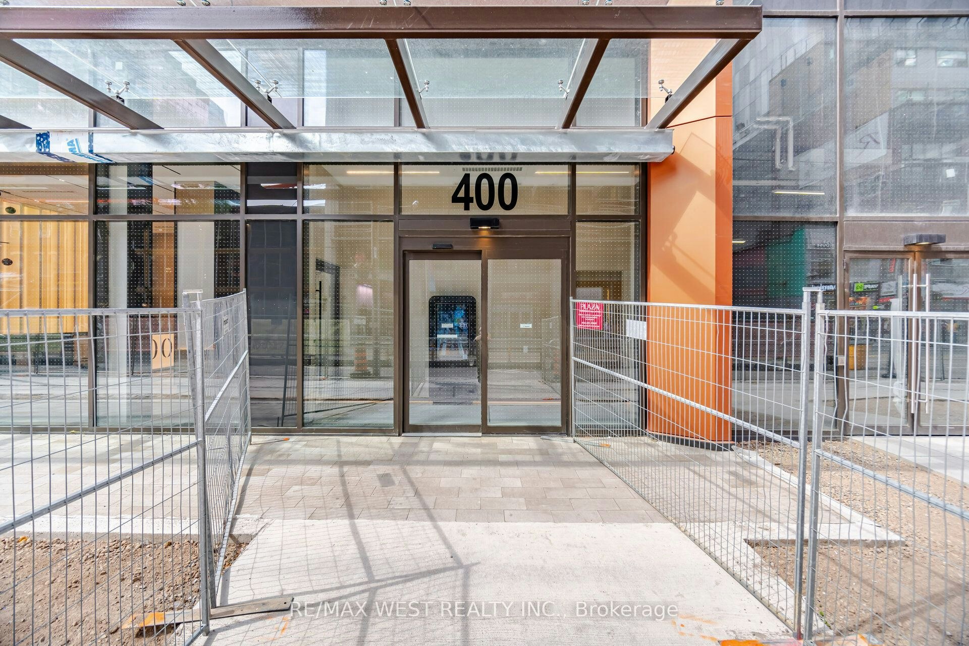 2208-400 King Street W, Toronto, ON, M5V 0X8 - 2