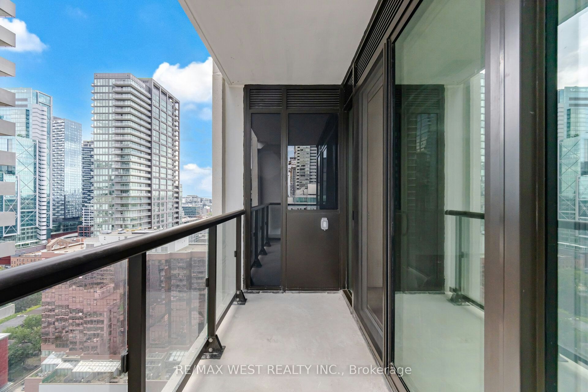 2208-400 King Street W, Toronto, ON, M5V 0X8 - 23