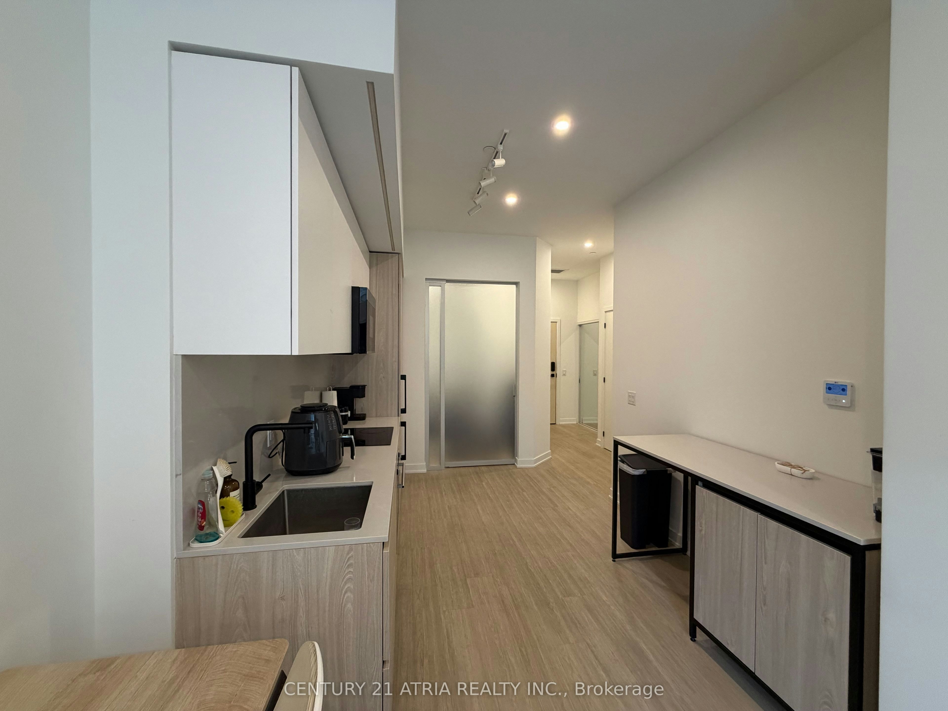 102-699 Sheppard Avenue E, Toronto, ON, M2K 0J5 - 7