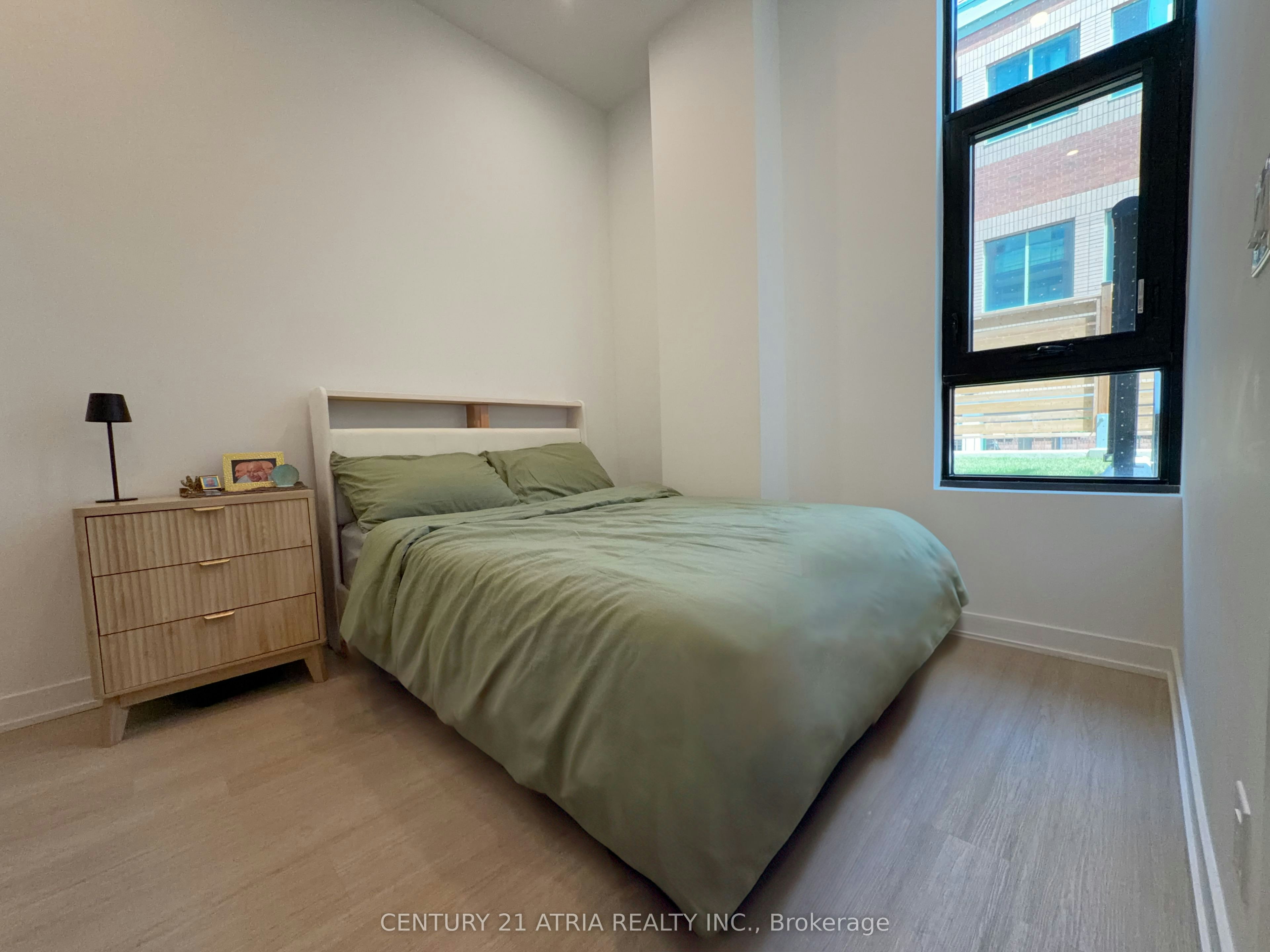 102-699 Sheppard Avenue E, Toronto, ON, M2K 0J5 - 9