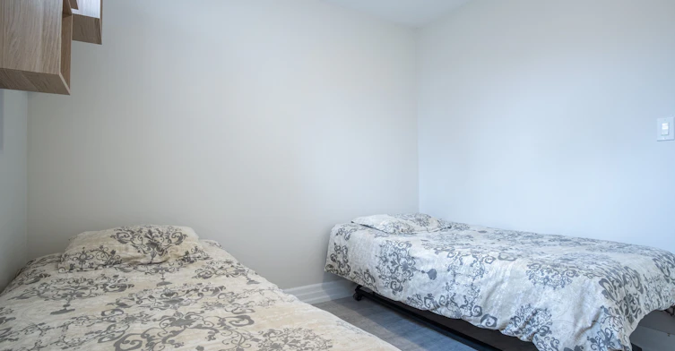 Basement 1-35 Roberta Drive, Toronto, ON, M6A 2J6 - 5