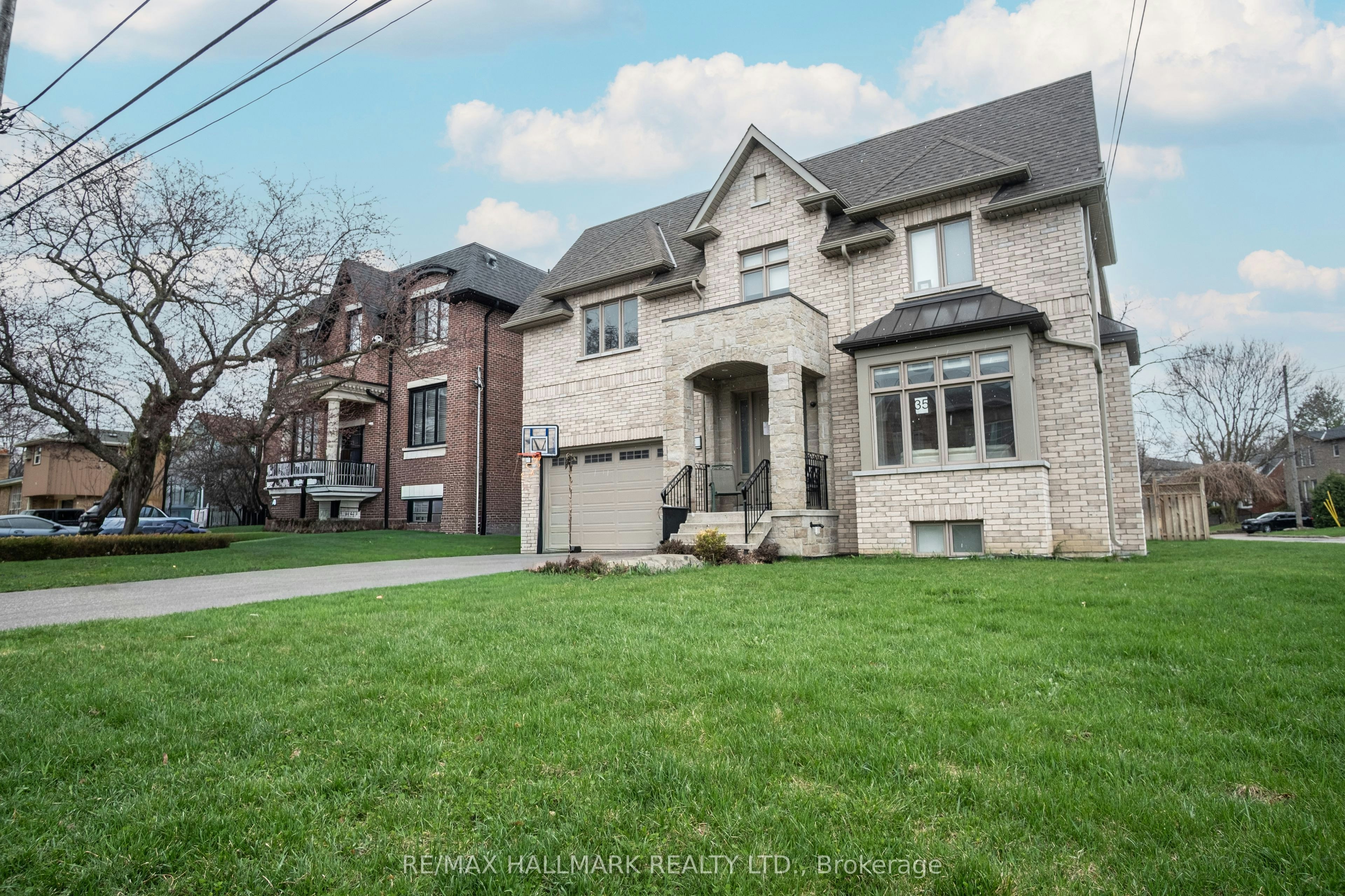 Basement 1-35 Roberta Drive, Toronto, ON, M6A 2J6 - 11