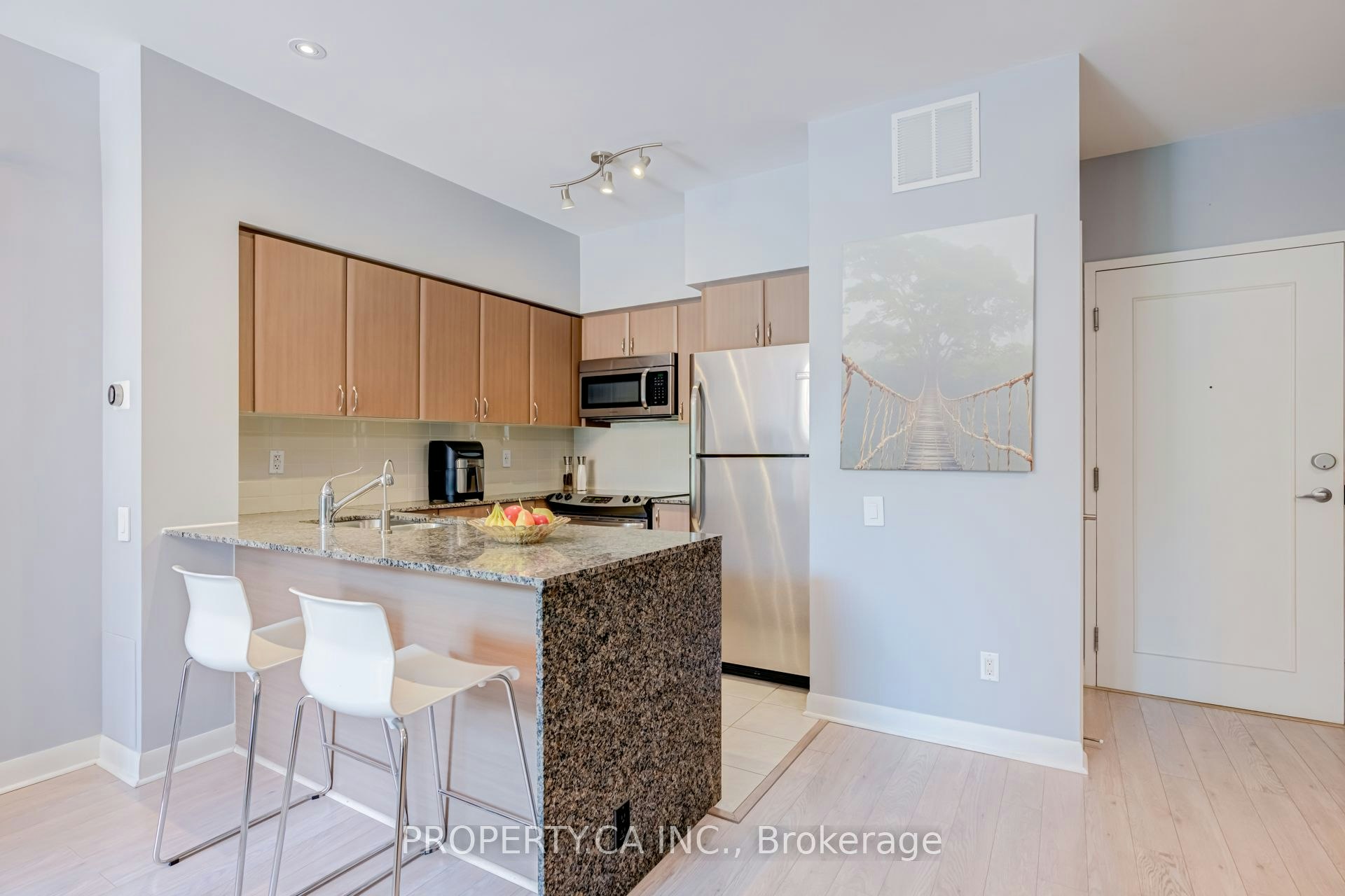 118-525 Wilson Avenue, Toronto, ON, M3H 0A7