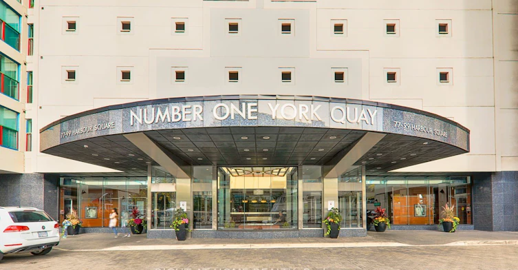 2012-99 Harbour Square, Toronto, ON, M5J 2H2 - 2