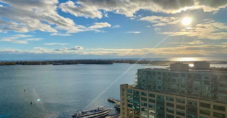 2012-99 Harbour Square, Toronto, ON, M5J 2H2 - 23