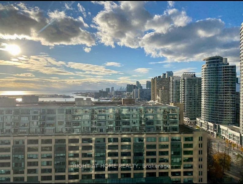 2012-99 Harbour Square, Toronto, ON, M5J 2H2 - 24