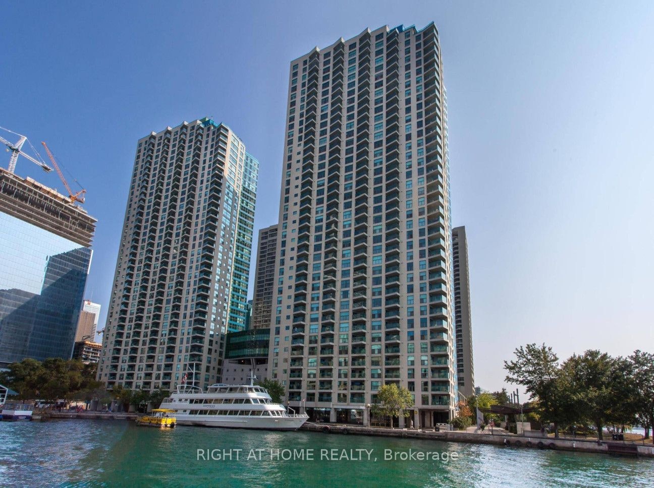 2012-99 Harbour Square, Toronto, ON, M5J 2H2 - 3