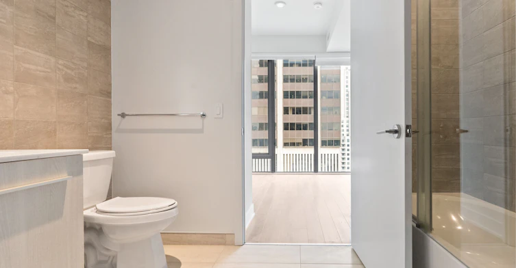 2704-8 Cumberland Street, Toronto, ON, M4W 0B6 - 13