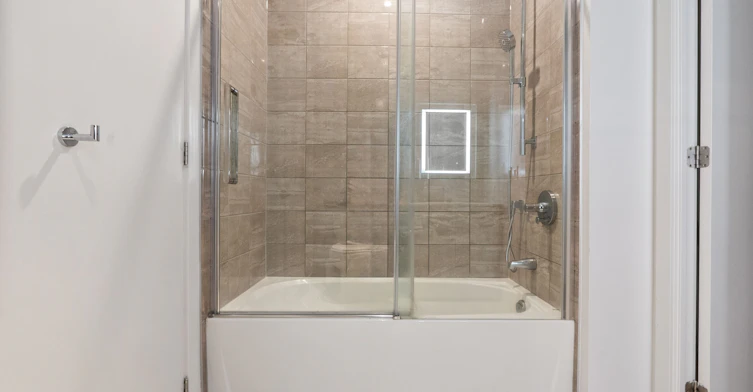 2704-8 Cumberland Street, Toronto, ON, M4W 0B6 - 15
