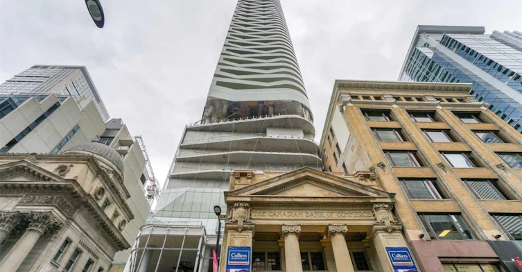 5006-197 Yonge Street, Toronto, ON, M5B 1M4