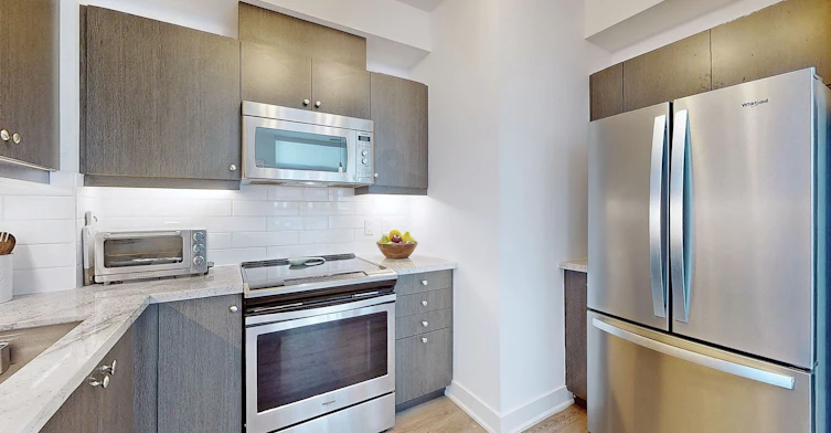 907-1486 Bathurst Street, Toronto, ON, M5P 3G9 - 11