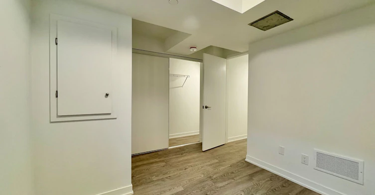 Basement-22 Deep Roots Terrace, Toronto, ON, M6A 0G1 - 8