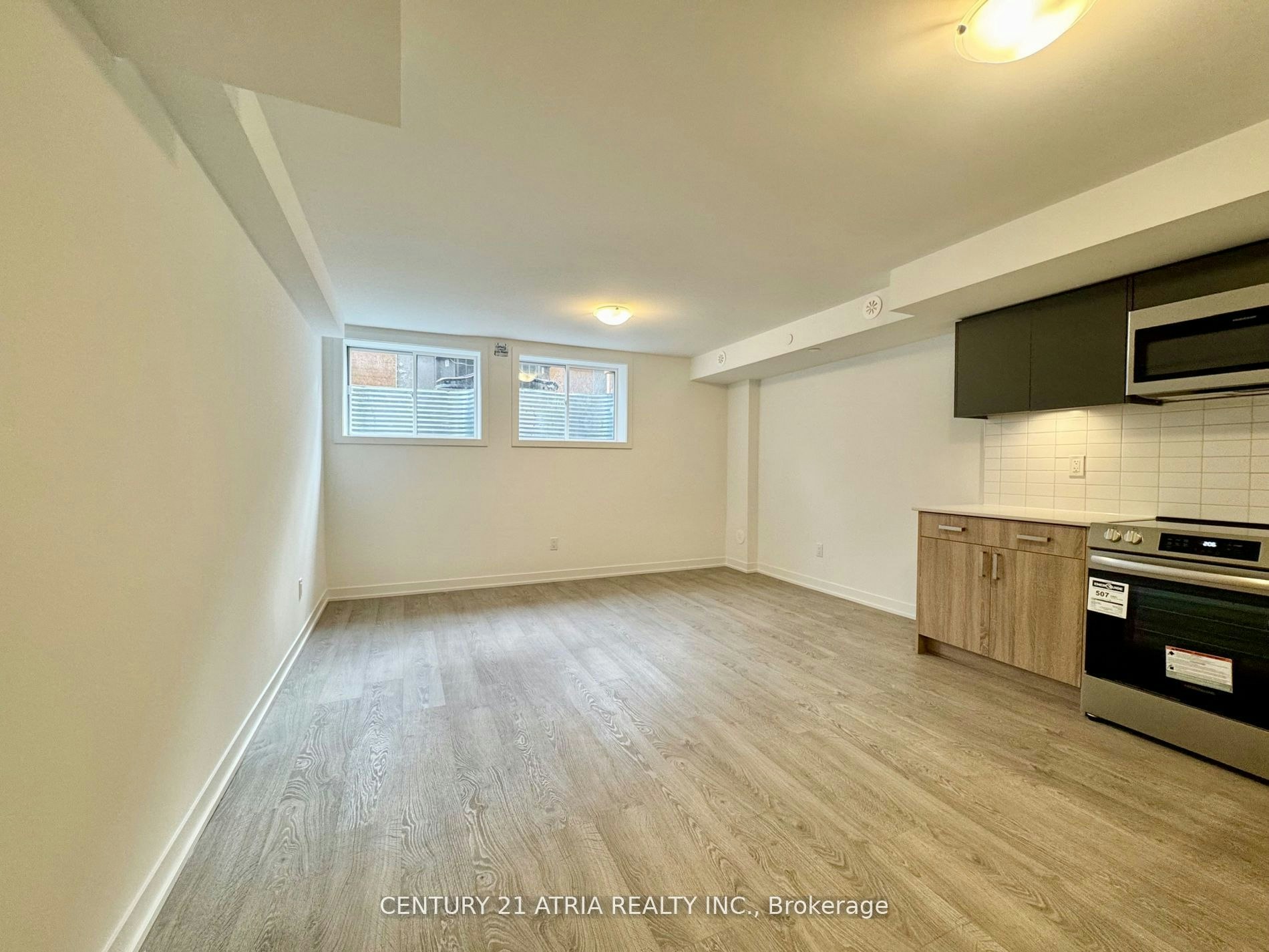 Basement-22 Deep Roots Terrace, Toronto, ON, M6A 0G1 - 5