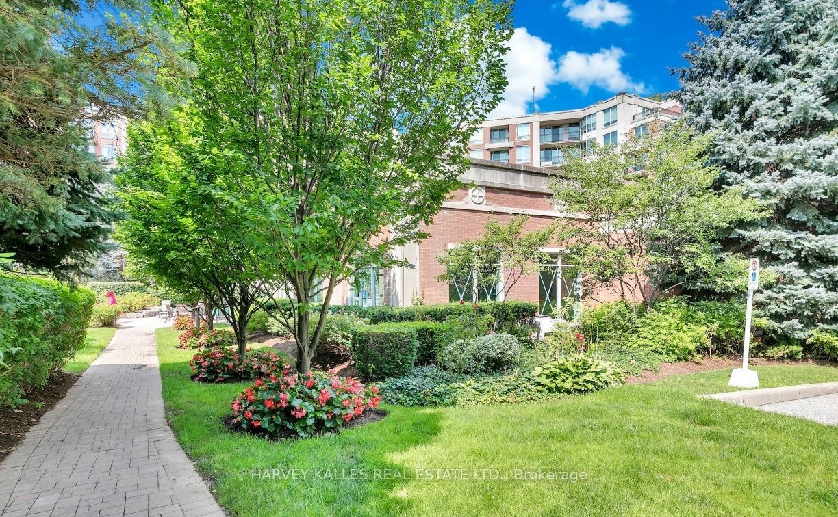 722-38 William Carson Crescent, Toronto, ON, M2P 2A1 - 16