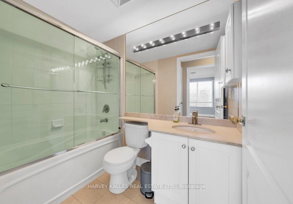 722-38 William Carson Crescent, Toronto, ON, M2P 2A1 - 10