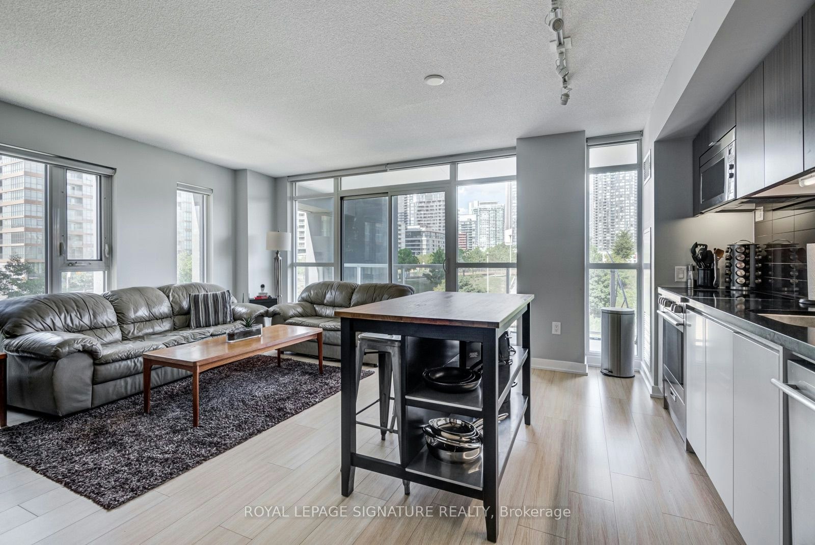 318-75 Queens Wharf Road, Toronto, ON, M5V 0J8 - 4