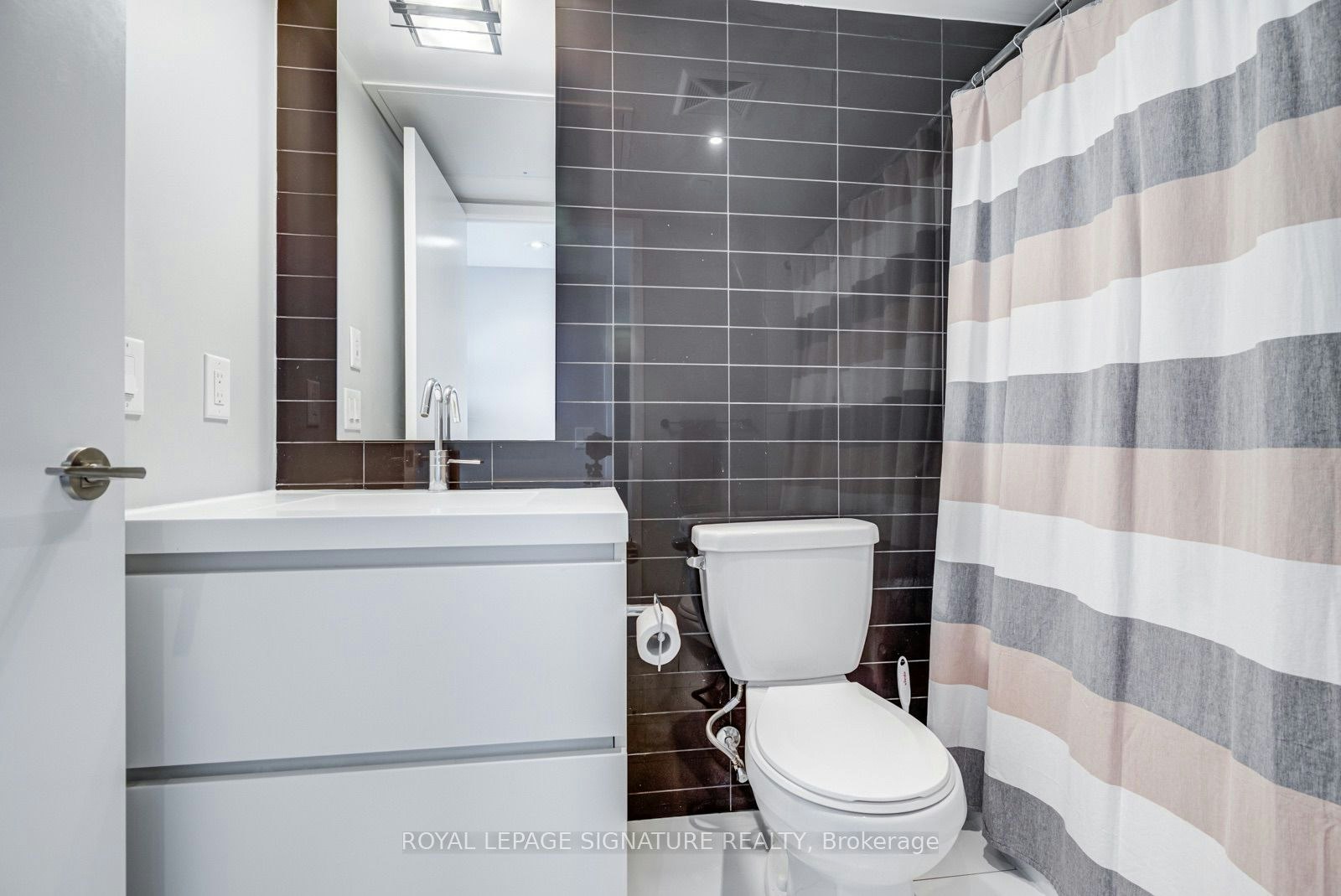 318-75 Queens Wharf Road, Toronto, ON, M5V 0J8 - 15