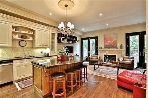 312 Broadway Avenue, Toronto, ON, M4P 1W3 - 8