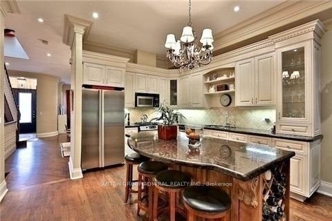 312 Broadway Avenue, Toronto, ON, M4P 1W3 - 7