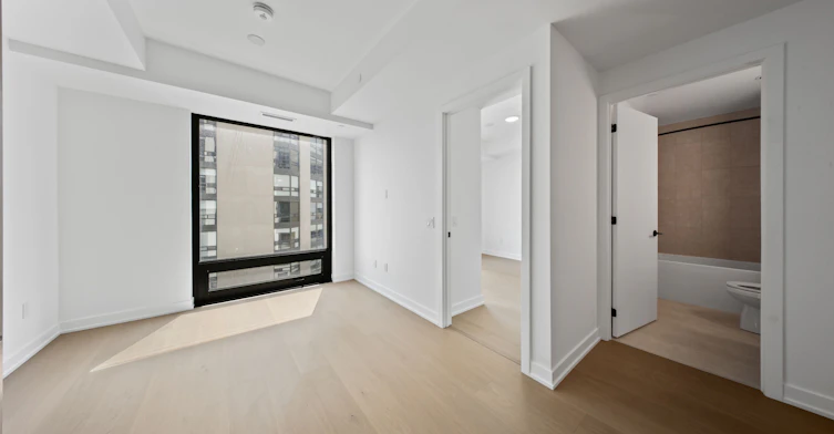1122-89 Montclair Avenue, Toronto, ON, M5P 0A9 - 13