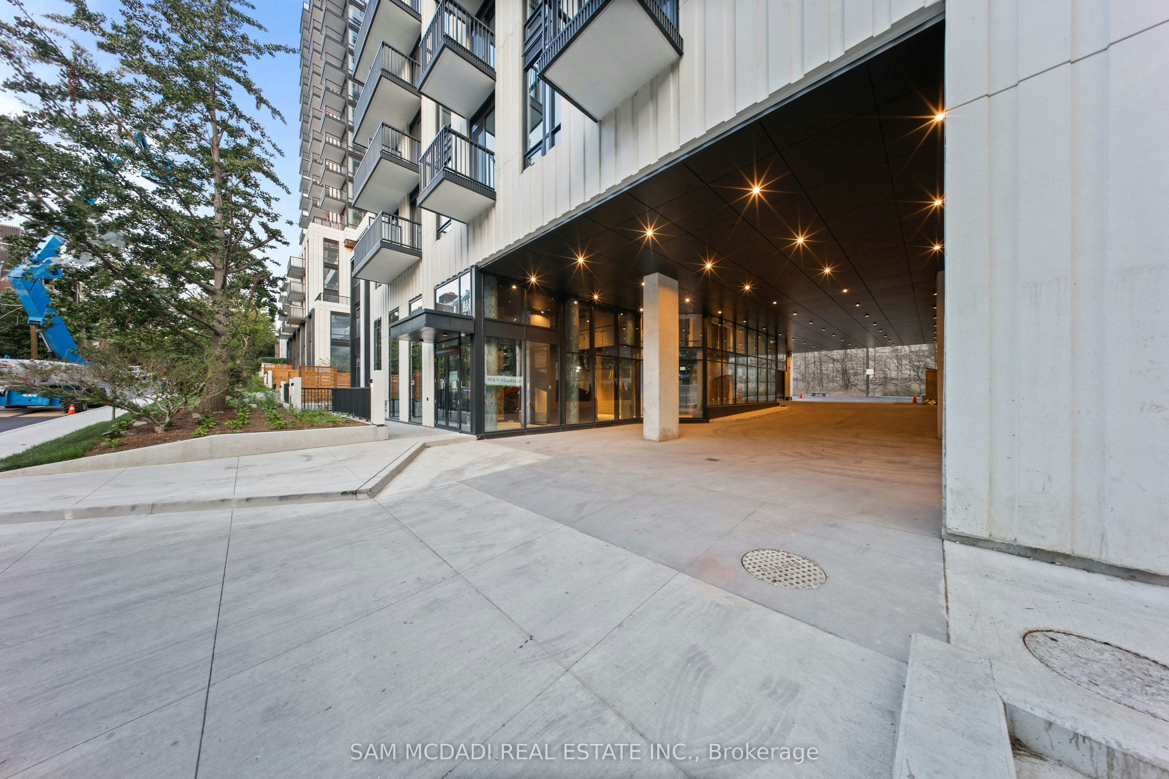 1122-89 Montclair Avenue, Toronto, ON, M5P 0A9 - 6
