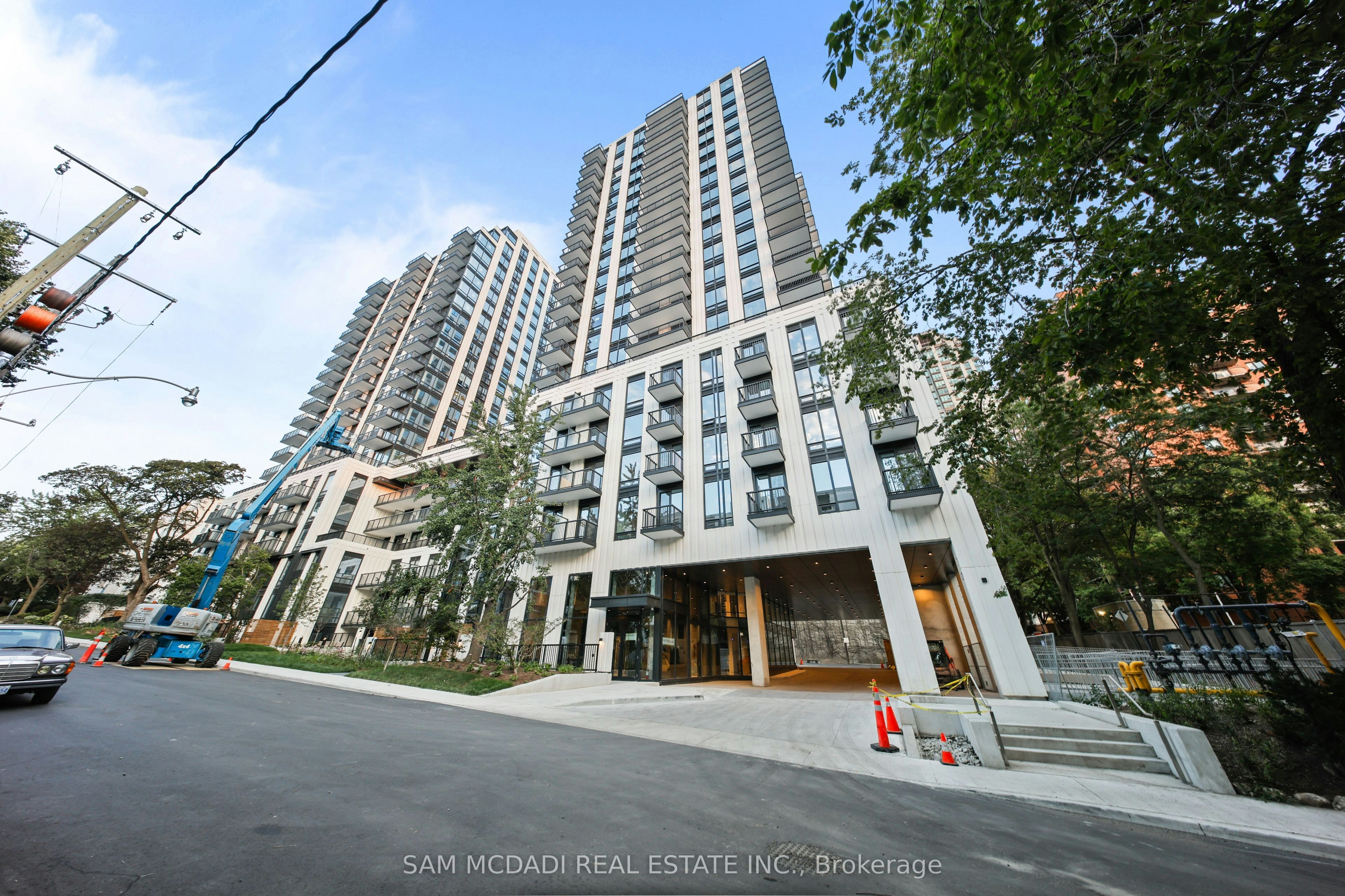 1122-89 Montclair Avenue, Toronto, ON, M5P 0A9 - 2