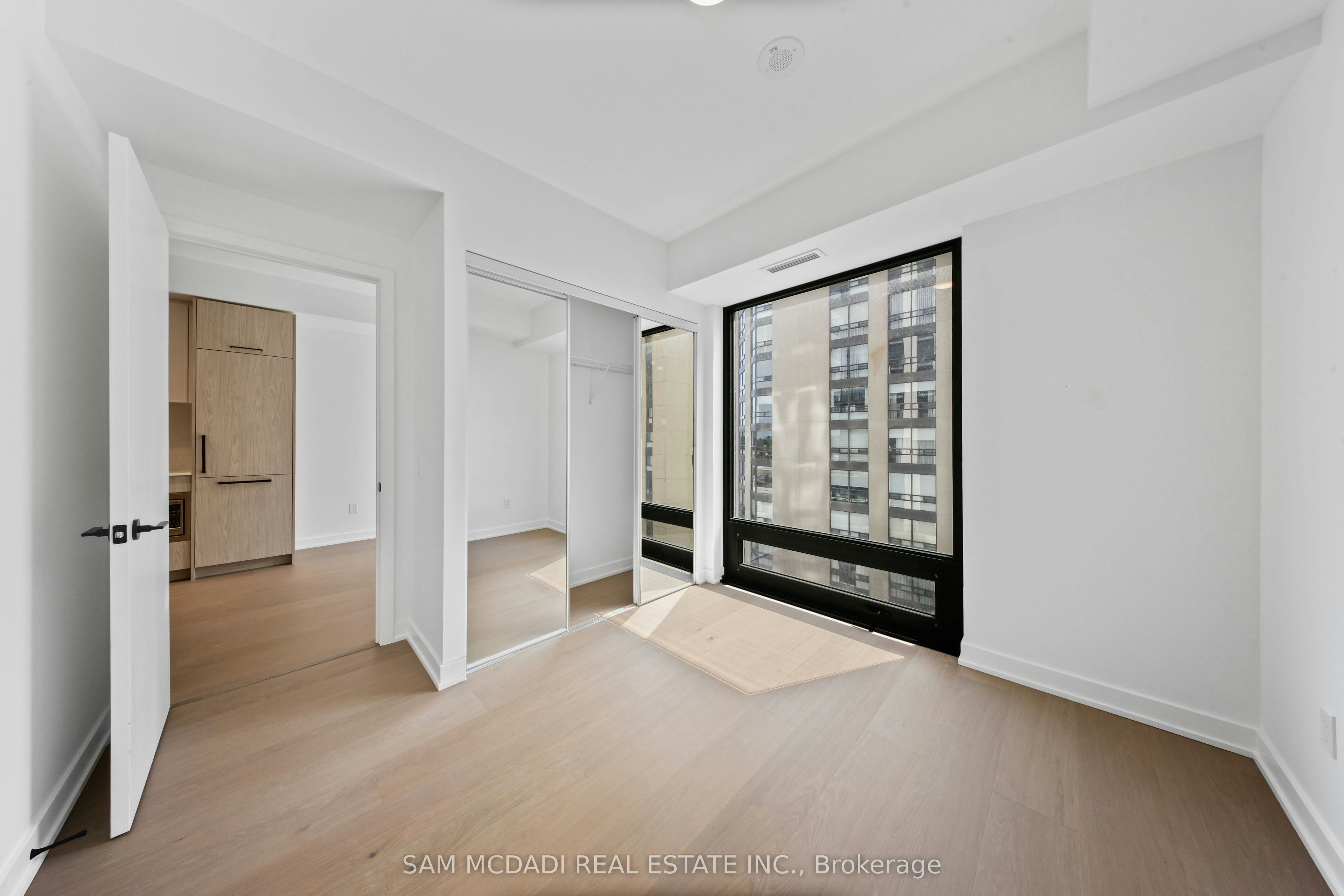 1122-89 Montclair Avenue, Toronto, ON, M5P 0A9 - 14